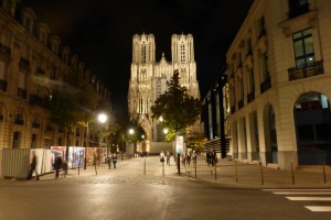 La cathédrale  Notre Dame de Reims la nuit