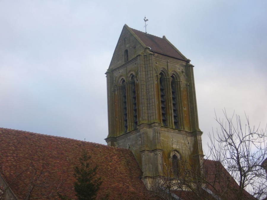 Le clocher de l'église d'Hérouville