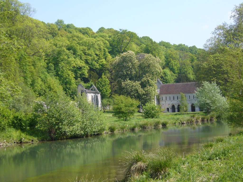 Abbaye Notre-dame de Fontaine-Guérard (1190)
